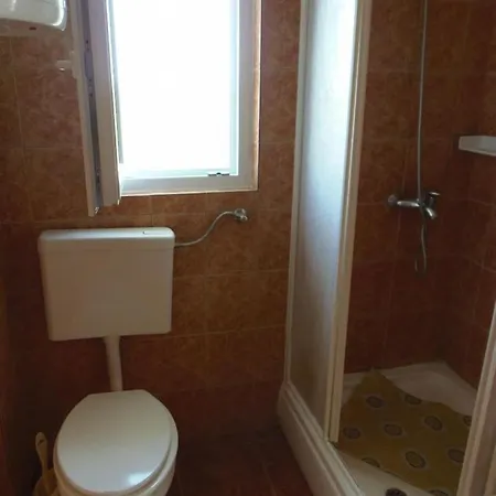 Zoran Apartmán Povljana