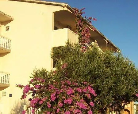 Apartmán Zoran Povljana